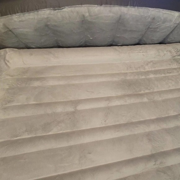 Sealy Alwayzaire Tough Guard 18" Airbed, Queen w/ Headboard and Built In Pump - Picture 8 of 16